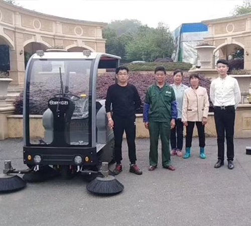 电动扫地车 电动扫地车