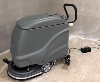 扬子手推式洗地机