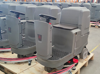 驾驶式洗地机 驾驶式洗地机