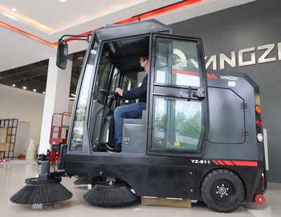 电动扫地机 电动扫地机